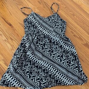 Necessary Objects Black and White Patterned Dress Size Medium
